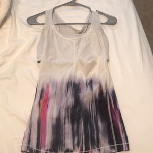 Lululemon tank top